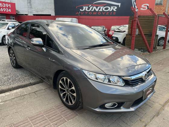 HONDA CIVIC 1.8 LXS 16V FLEX 4P MANUAL